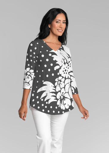 Carlotta Black (8190) ~ V-neck Flowy Tunic