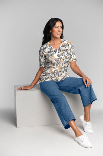 Zebra Fish (26007) ~ Signature Elbow Sleeve V-Neck Top