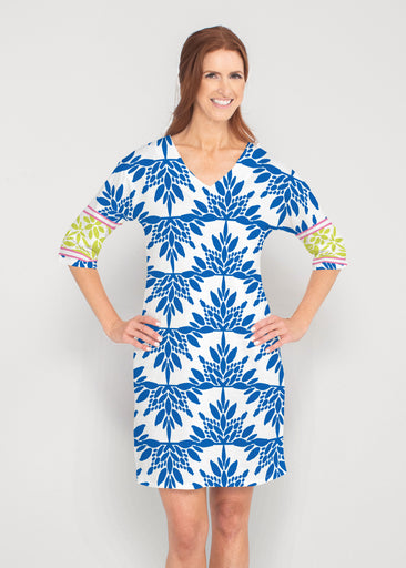 Eccentric (8043) ~ Lucy 3/4 Sleeve V-Neck Dress